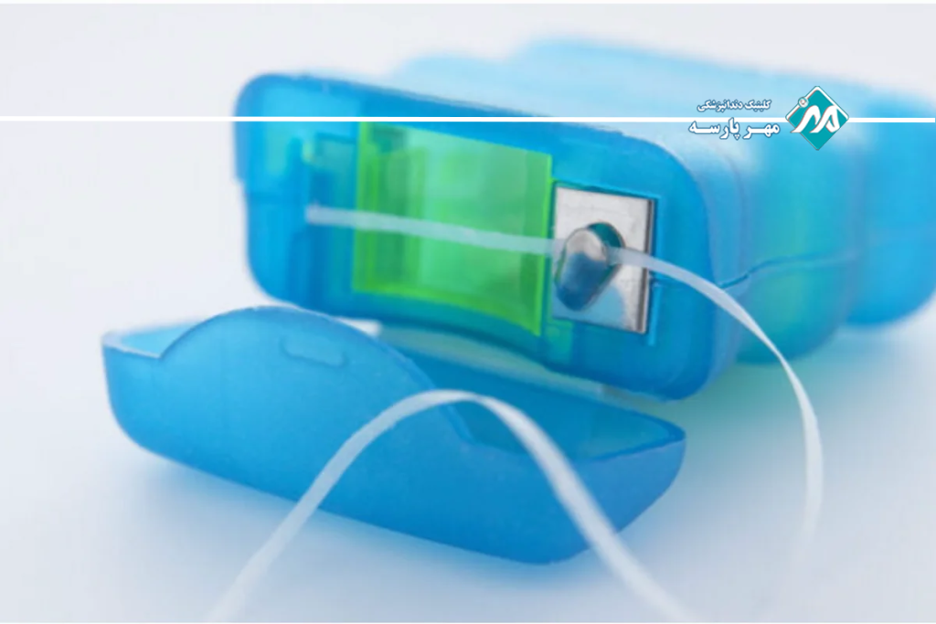 نخ دندان آبی یا نخ دندان معمولی